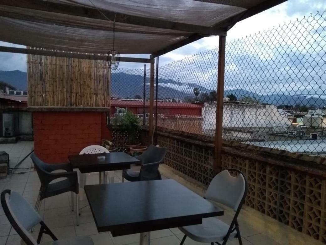 Hostal Don Alvaro Oaxaca Bagian luar foto